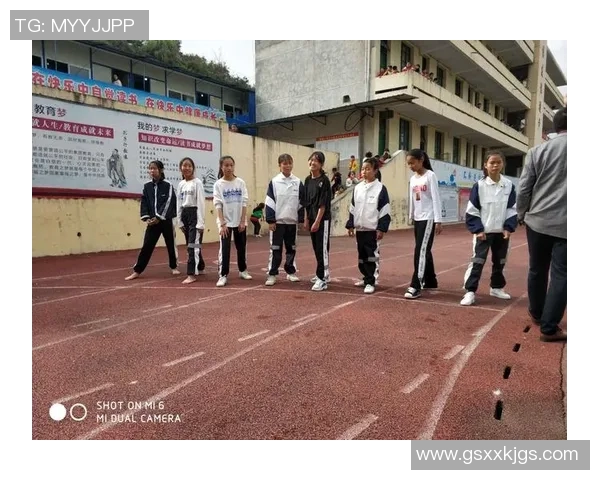 王秀英专访：从绿茵场到人生舞台的足球旅程回顾与思考