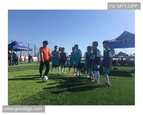 爸爸回来了足球明星带你领略绿茵场上的亲情与梦想之旅